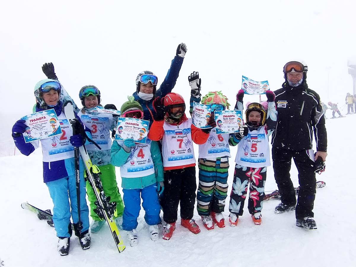 Обучение детей горным лыжам в Российской Национальной Горнолыжной Школе ВАГИ-РНГШ