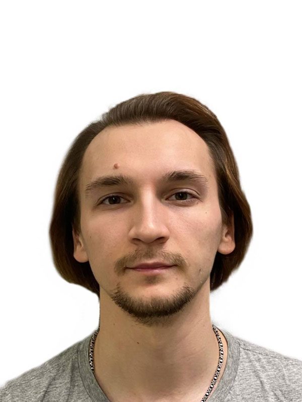 Инструктор по горным лыжам Всероссийской Ассоциации Горнолыжных Инструкторов Ski instructor of the All-Russian Alpine Ski Instructors Association Semenov Aleksandr