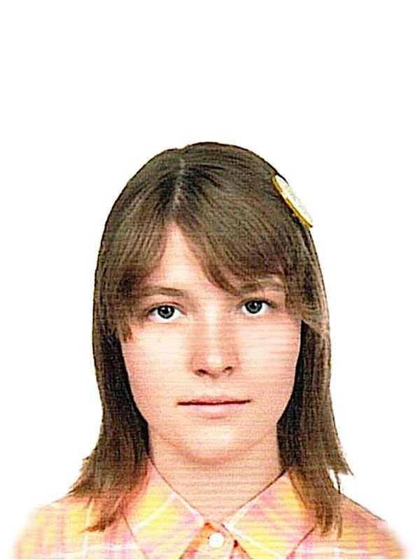 Инструктор по горным лыжам Всероссийской Ассоциации Горнолыжных Инструкторов Ski instructor of the All-Russian Alpine Ski Instructors Association Valeriya Shishkina