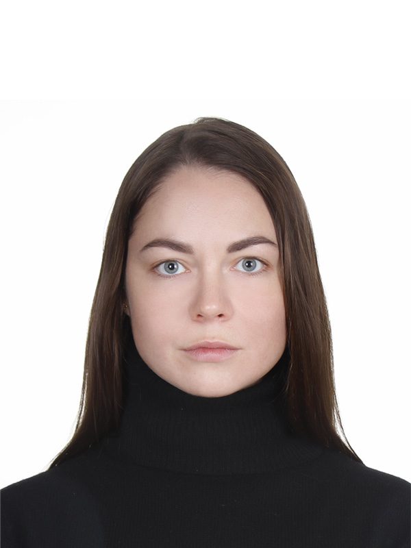 Инструктор по сноуборду Всероссийской Ассоциации Горнолыжных Инструкторов Snowboard instructor of the All-Russian Alpine Ski Instructors Association Devyatova Marina